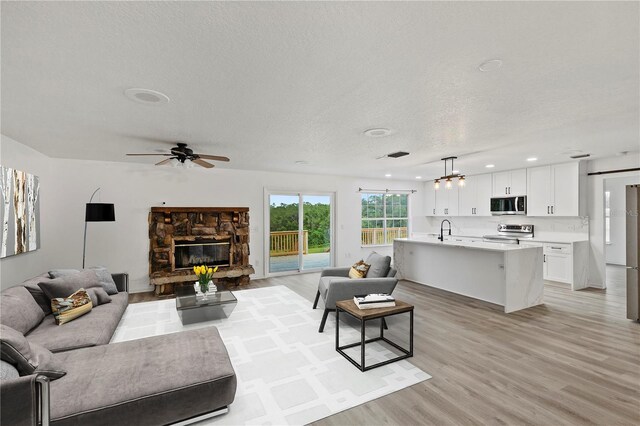 41636 Outlaw Ln, Weirsdale, FL 32195 - photo 8