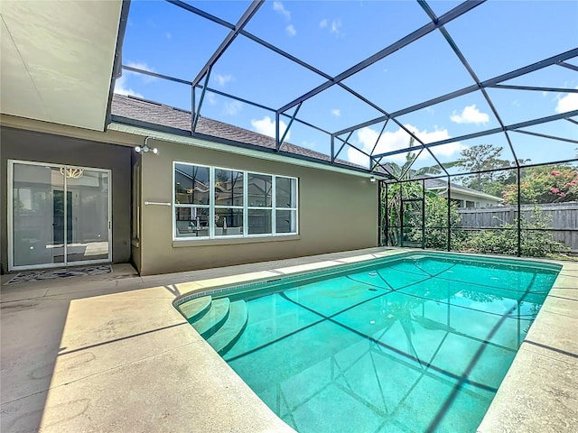 2421 Cimmaron Ash Way, Apopka, FL 32703 - view of swimming pool featuring a patio and a lanai