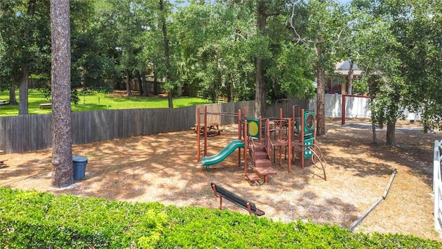 2421 Cimmaron Ash Way, Apopka, FL 32703 - view of jungle gym