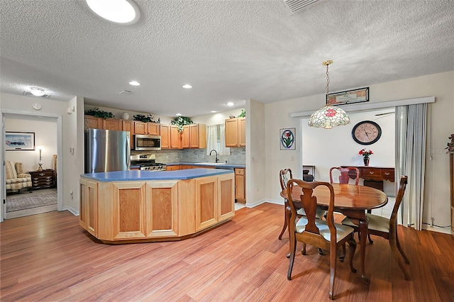 3582 Reston Dr, The Villages, FL 32162 - photo 6