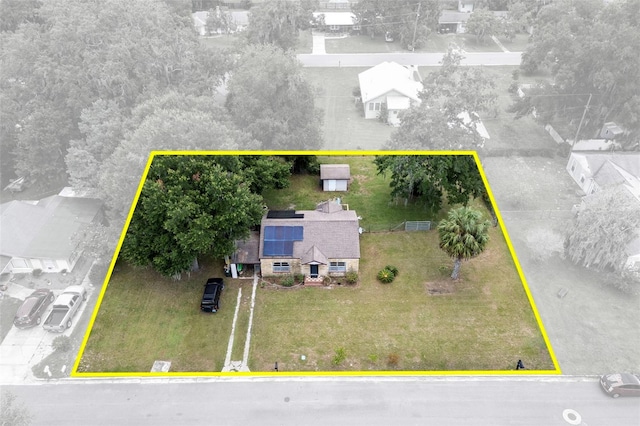 750 N Kentucky Ave, Umatilla, FL 32784 - aerial overview of property's location featuring property parcel outlined