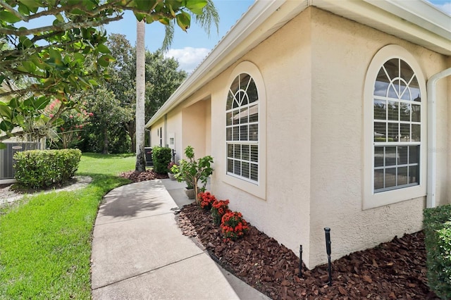 9051 Saint Andrews Way, Mount Dora, FL 32757 - photo 2