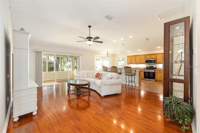 914 Chappells Dr, The Villages, FL 32162 - photo 15