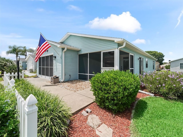 220 Estrada Pl, The Villages, FL 32159 - photo 3