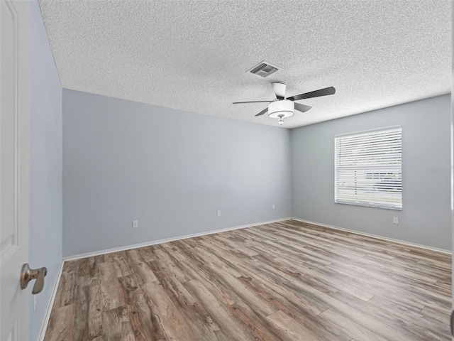 220 Estrada Pl, The Villages, FL 32159 - photo 16
