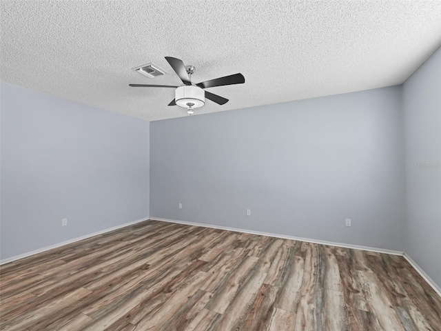 220 Estrada Pl, The Villages, FL 32159 - photo 17