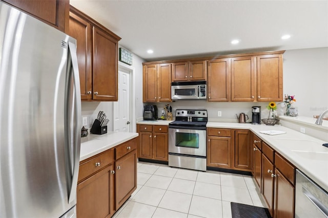 2212 Cypress Cove Dr Unit H5, Tavares, FL 32778 - photo 13