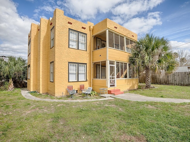 426 E Citrus Ave, Eustis, FL 32726 - photo 2