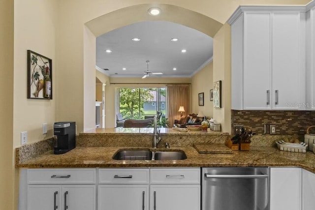 6555 Lake Clark Dr, Lakeland, FL 33813 - photo 2