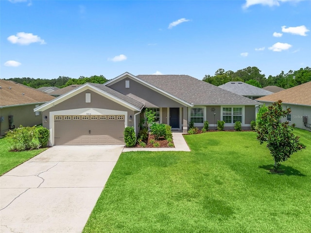 9806 Pepper Tree Pl, Wildwood, FL 34785 - photo 1