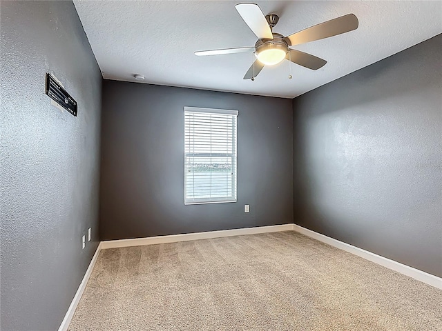 2137 Lake Side Ave, Davenport, FL 33837 - photo 48