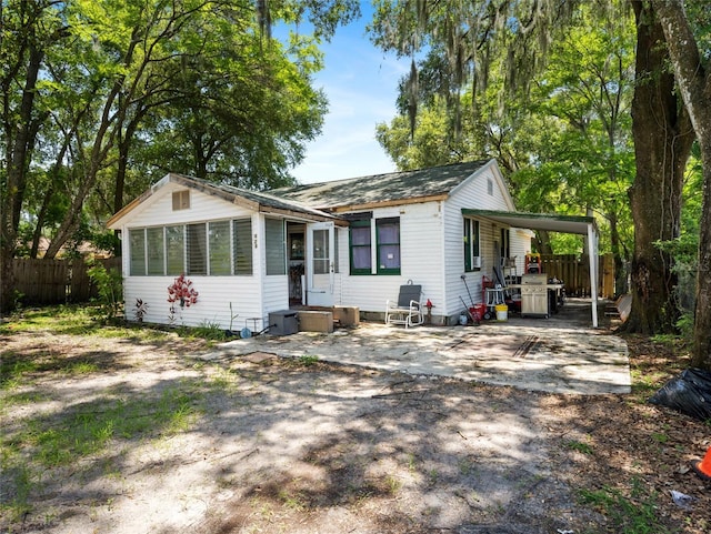 428 Hall St, Wildwood, FL 34785 - photo 1