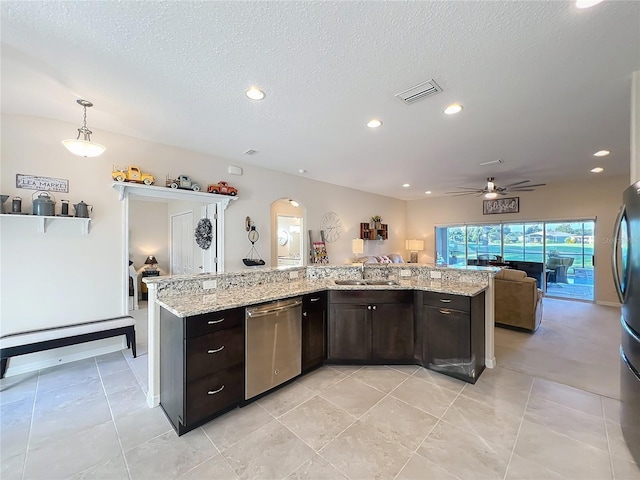 27031 Roanoke Dr, Leesburg, FL 34748 - photo 11