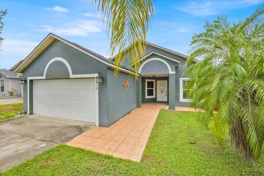 1713 Burnham Ct, Clermont, FL 34714 - photo 1