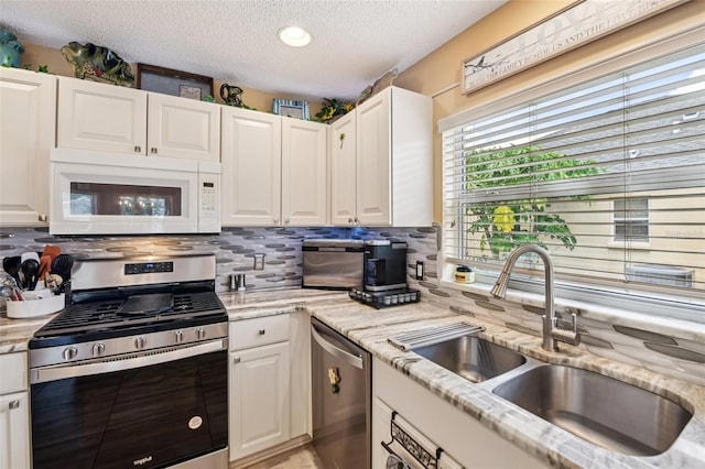 2415 Morven Park Way, The Villages, FL 32162 - photo 18