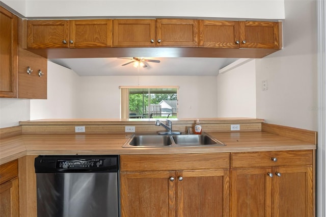 235 Montana Ave, Davenport, FL 33897 - photo 5