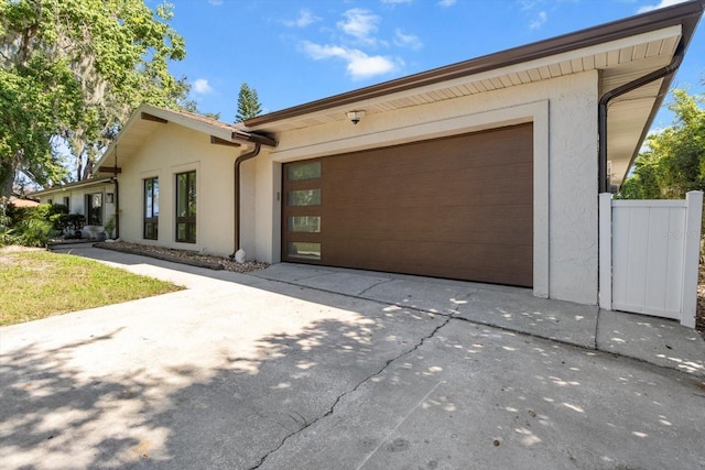 827 SW Kings Bay Dr, Crystal River, FL 34429 - photo 4