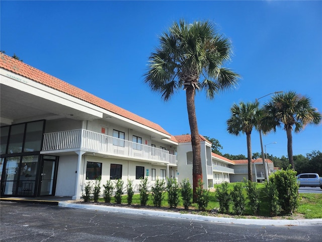 5367 W Irlo Bronson Memorial Hwy Unit 4-111, Kissimmee, FL 34746 - photo 2