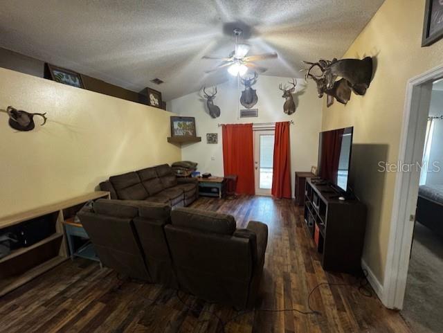 704 Kenmoore Ct, Eustis, FL 32726 - photo 4