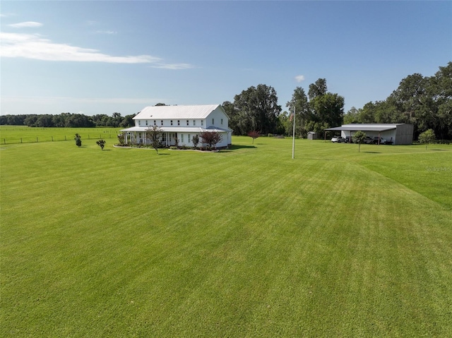 view of yard featuring a rural view