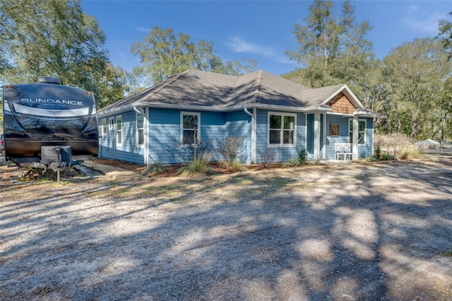 view of front of property