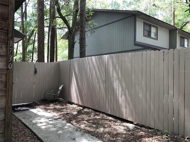 view of shed / structure