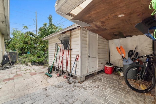 1701 38th Ave, Saint Petersburg, FL 33713 - photo 40