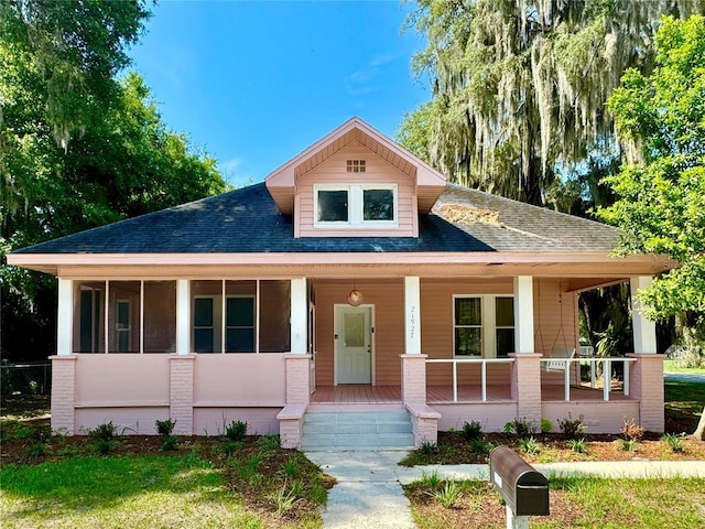 view of front facade featuring a porch