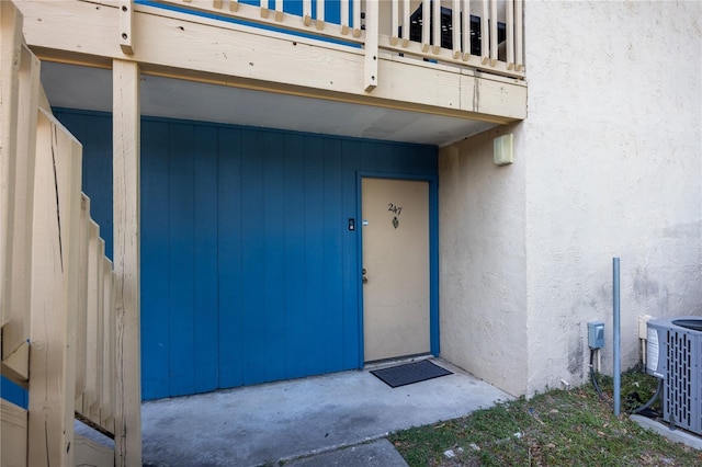 property entrance featuring cooling unit