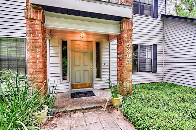 view of entrance to property