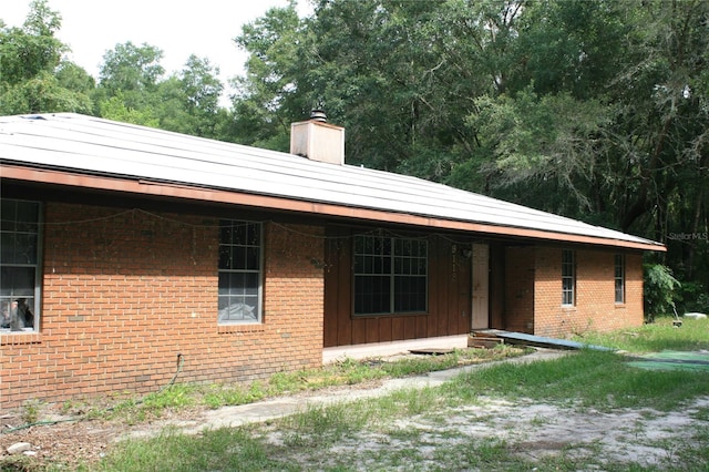 view of front facade