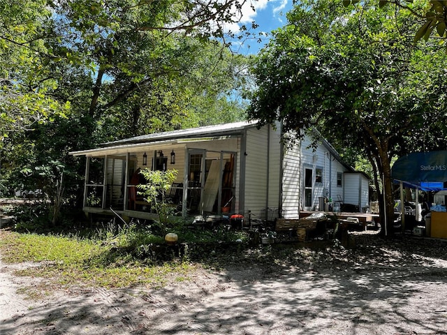 view of front of home