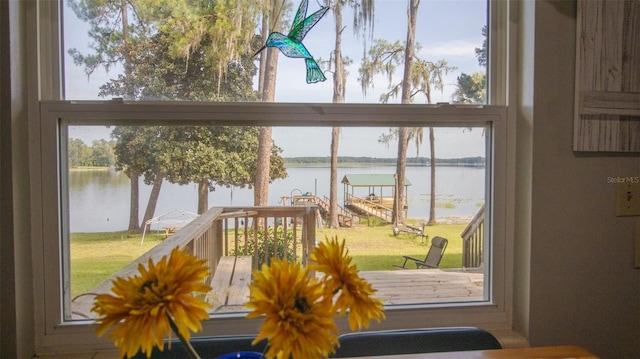 interior details featuring a water view