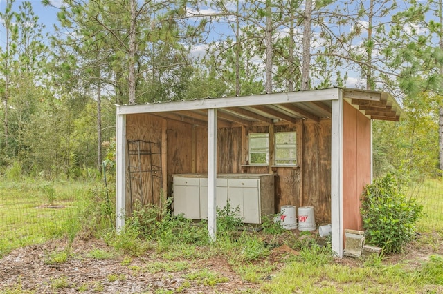 view of outdoor structure