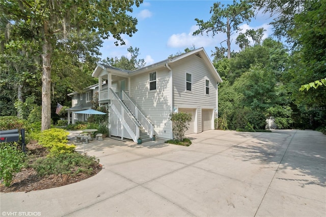 view of front of house featuring a garage