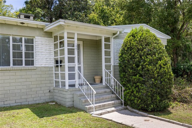 view of property entrance