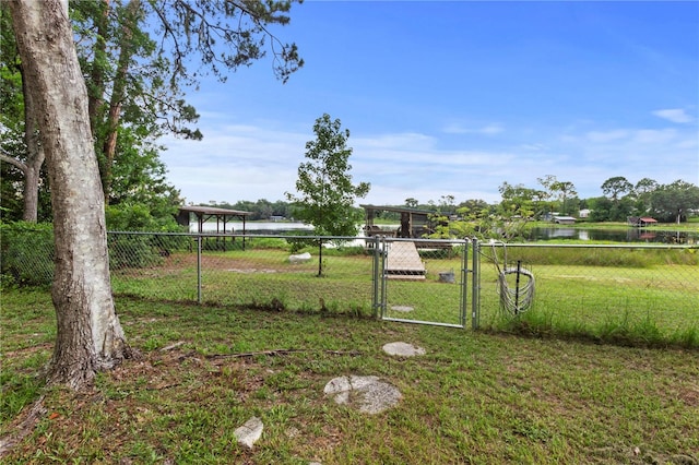 view of yard with a water view