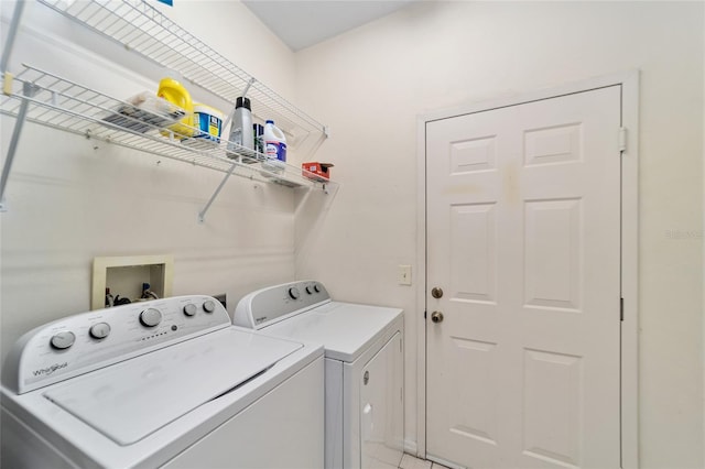 laundry room with washer and clothes dryer