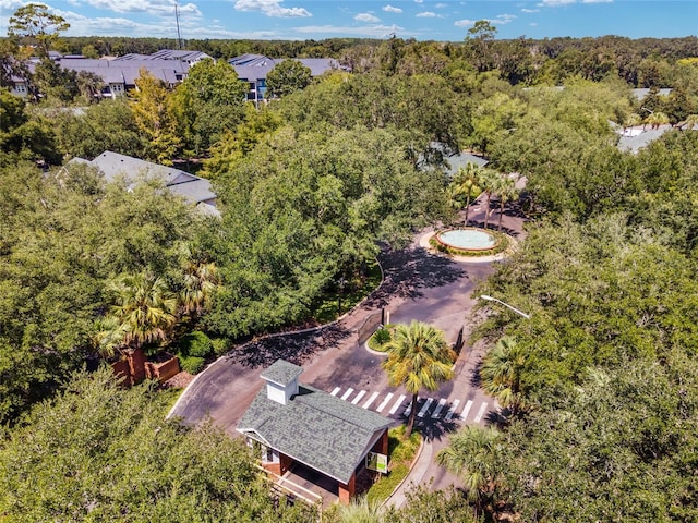 bird's eye view with a view of trees