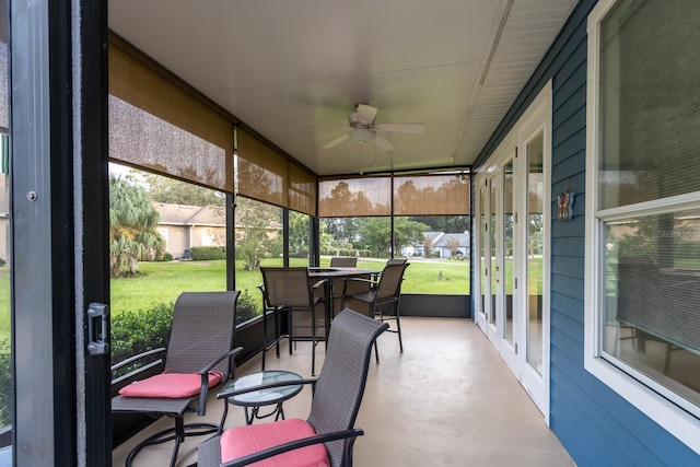 11509 NW 67th Ter, Alachua, FL 32615 - sunroom featuring a ceiling fan and a healthy amount of sunlight