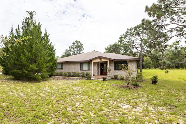 view of front of home with a front lawn