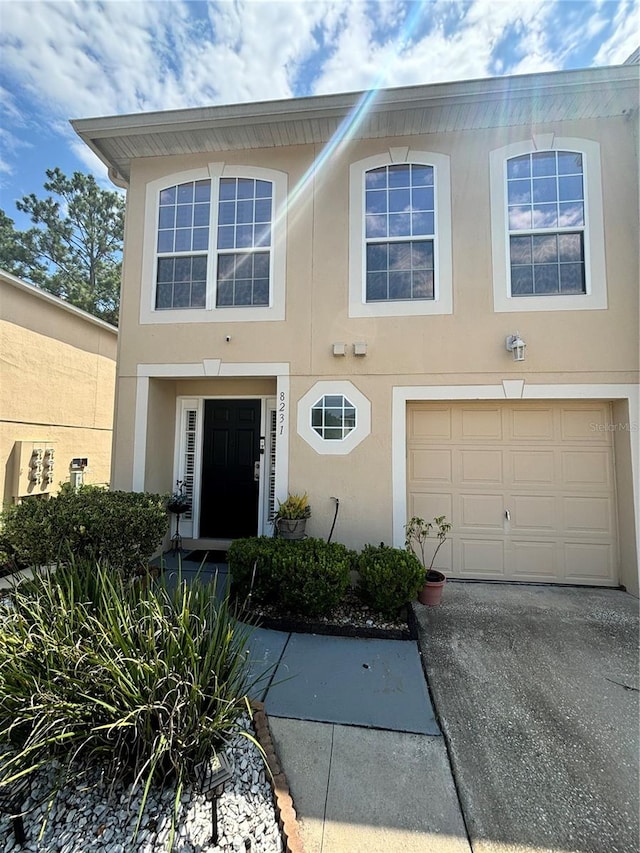 view of front facade with a garage