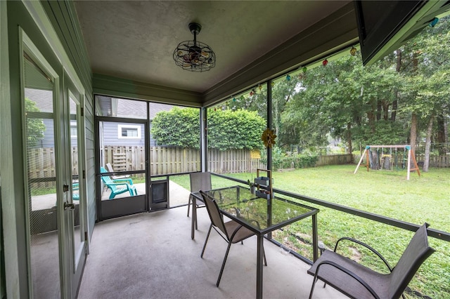 view of unfurnished sunroom