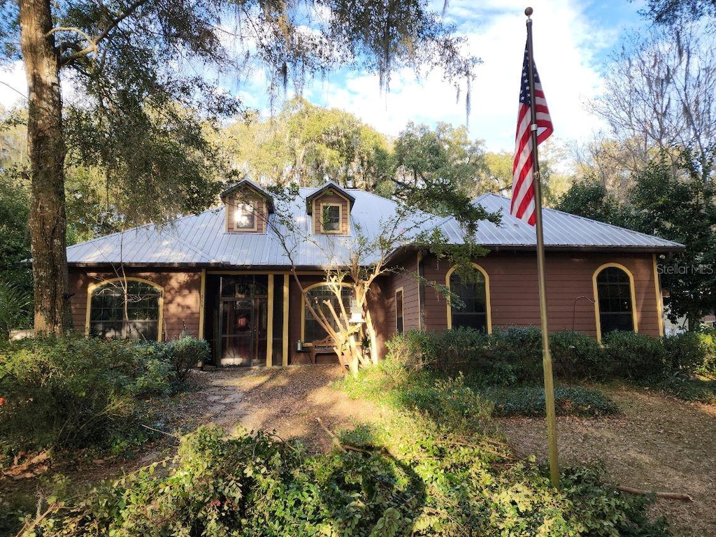 255 W Smith Ave, Micanopy, FL 32667 - photo 1