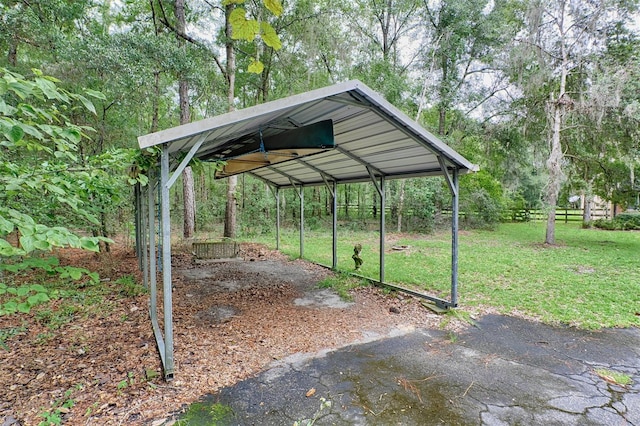 view of yard with a carport