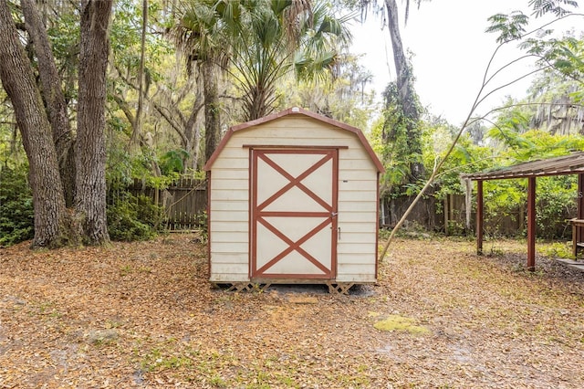 view of outbuilding