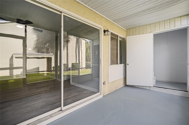 view of unfurnished sunroom