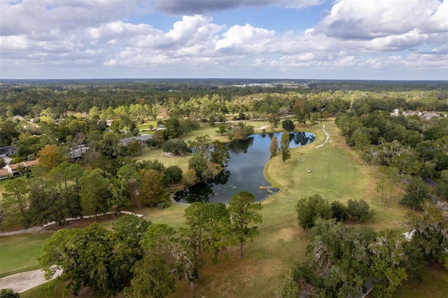 6225 NW 105th Ave, Alachua, FL 32615 - aerial overview of property's location featuring a large body of water, a local golf course, and a heavily wooded area
