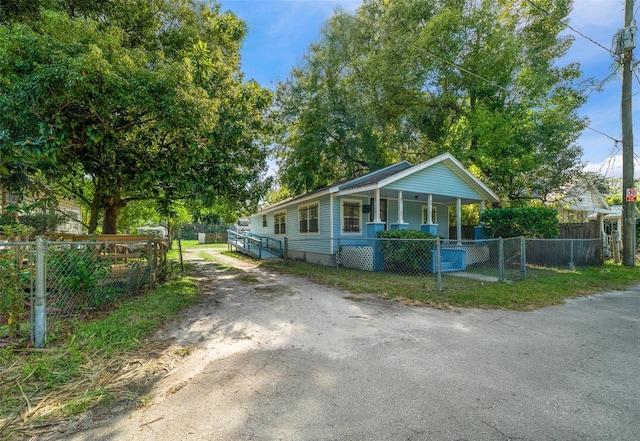 view of front of house with covered porch