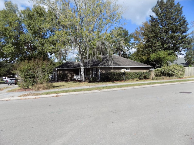 view of front of property